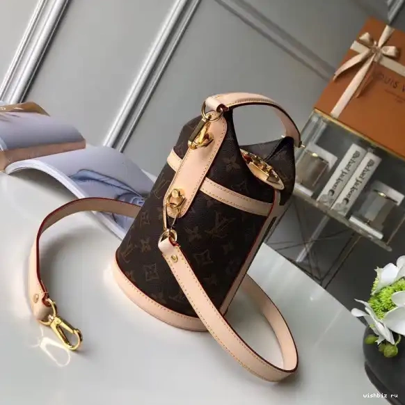 WIS Louis Vuitton Duffle 0628